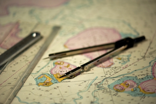 Корректура навигационных морских карт