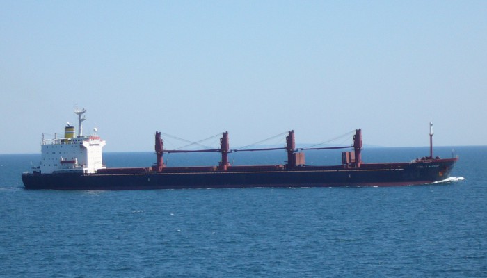 Балкер Otello Manship в открытом море